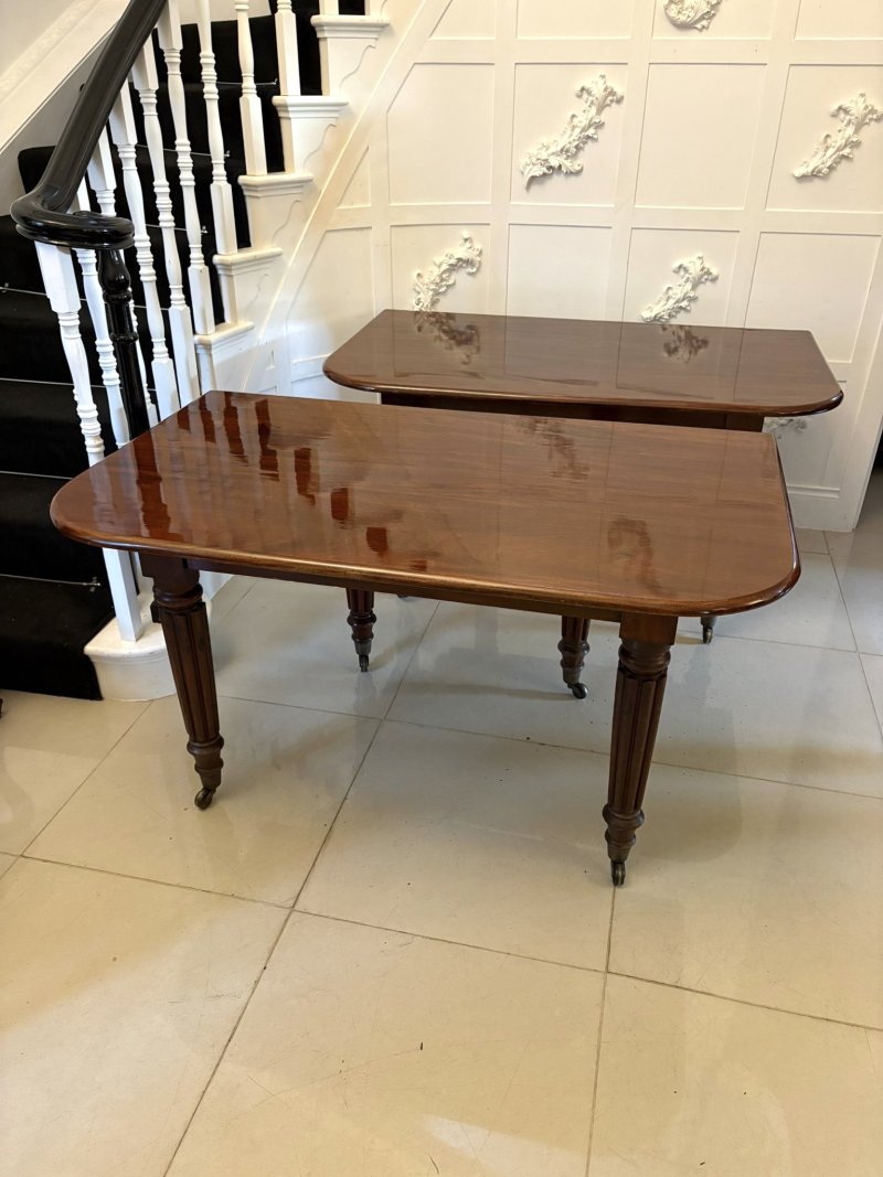 Fine Antique Regency Quality 12 Seater Mahogany Extending Dining Table